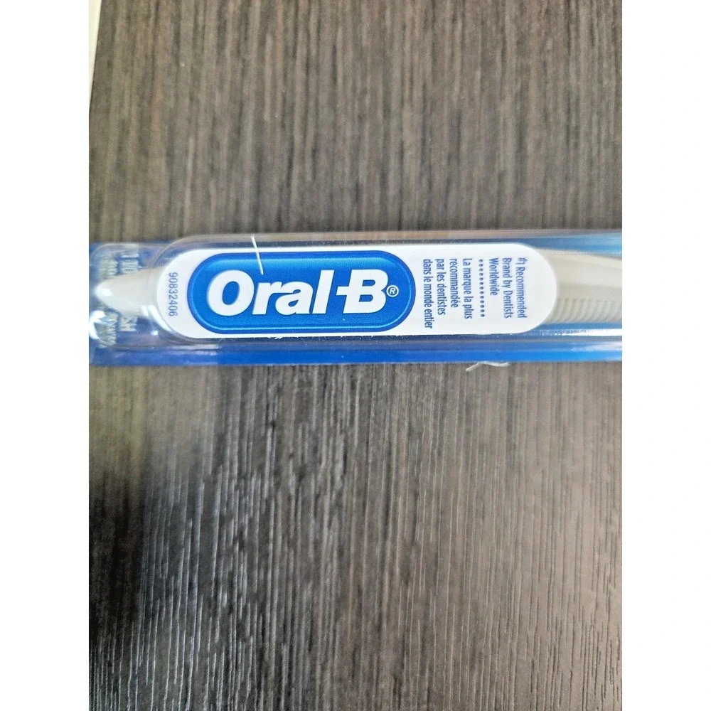 New Oral B Gum Care Compact EXTRA SOFT Toothbrushes Lot of 8 Assorted Colors